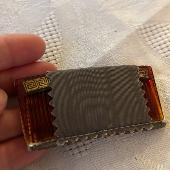 Vintage gold dance case clutch purse with lipstick holder, compact, clip, comb - Picture 10 of 16